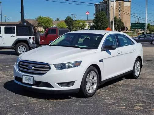 2017 Ford Taurus SE FWD photo