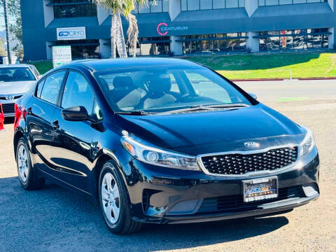 2017 Kia Forte LX FWD photo