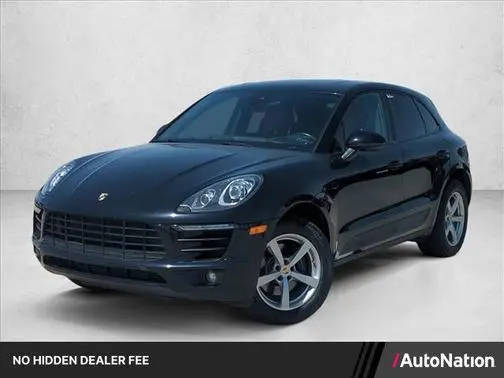 2017 Porsche Macan AWD photo