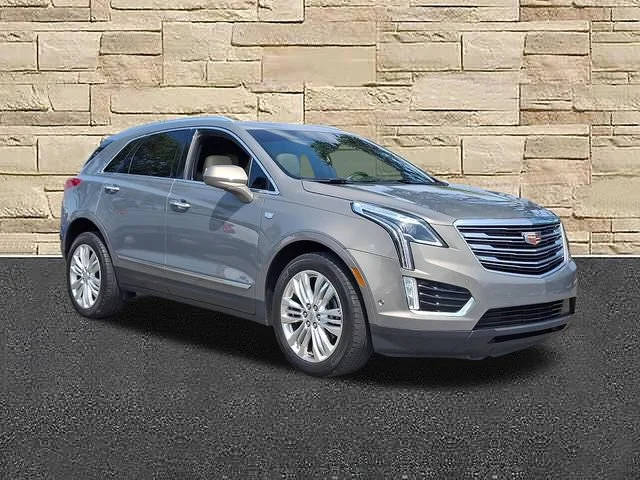 2017 Cadillac XT5 Premium Luxury FWD FWD photo