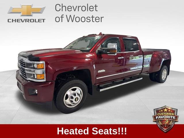 2017 Chevrolet Silverado 3500HD High Country 4WD photo