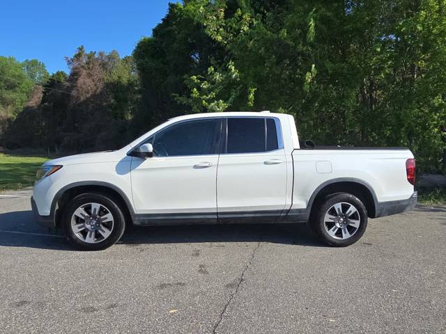 2017 Honda Ridgeline RTL-T AWD photo