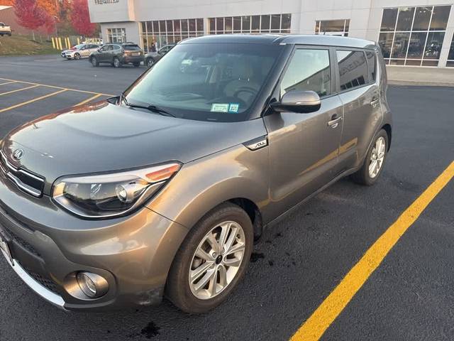 2017 Kia Soul + FWD photo