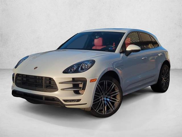 2017 Porsche Macan Turbo AWD photo