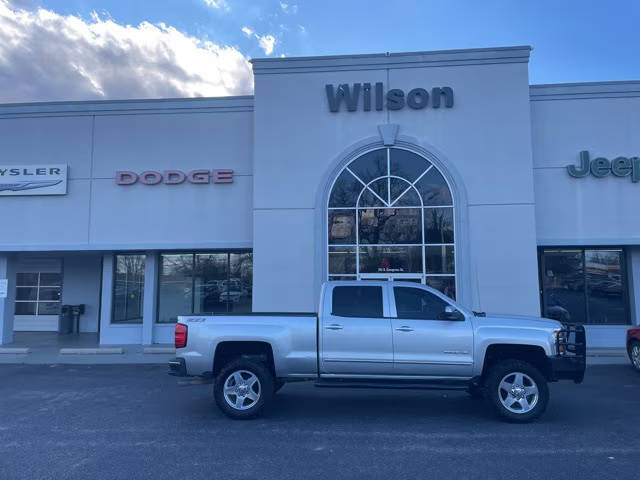 2015 Chevrolet Silverado 2500HD LTZ 4WD photo