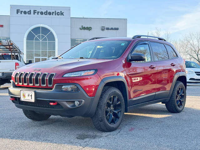 2017 Jeep Cherokee Trailhawk 4WD photo