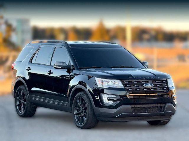 2017 Ford Explorer XLT FWD photo