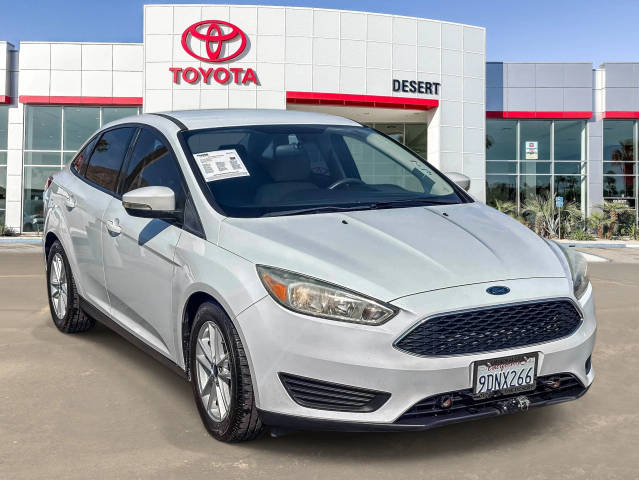 2017 Ford Focus SE FWD photo