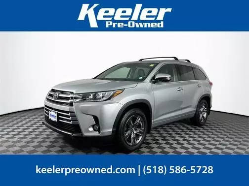 2017 Toyota Highlander Limited Platinum AWD photo