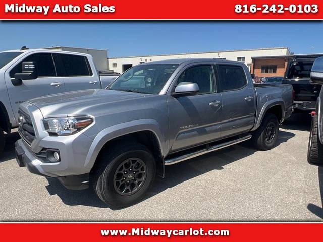 2017 Toyota Tacoma SR5 4WD photo