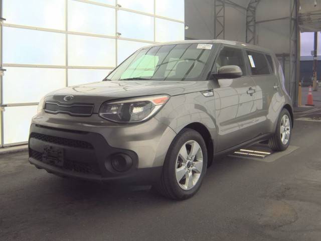 2017 Kia Soul Base FWD photo
