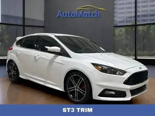 2017 Ford Focus ST FWD photo