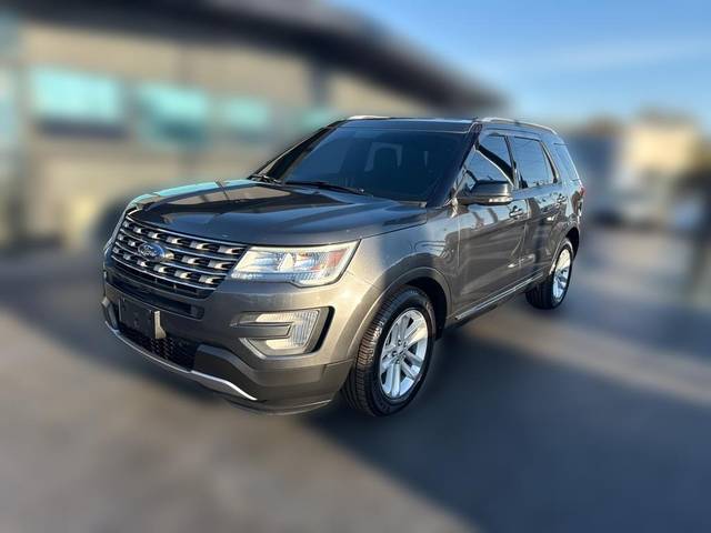 2017 Ford Explorer XLT FWD photo