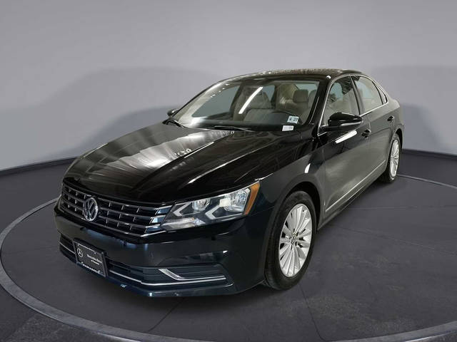 2017 Volkswagen Passat 1.8T SE FWD photo