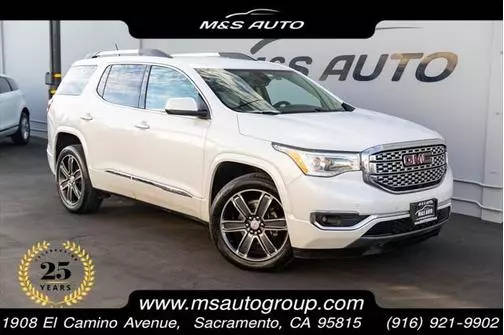 2017 GMC Acadia Denali FWD photo