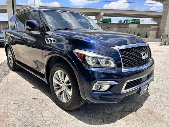 2017 Infiniti QX80 RWD photo