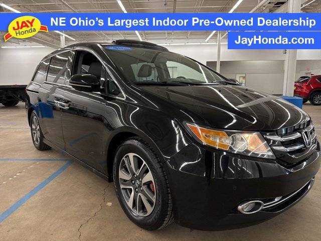 2017 Honda Odyssey Touring Elite FWD photo