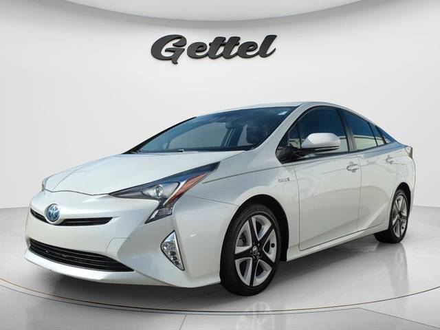 2017 Toyota Prius Four Touring FWD photo