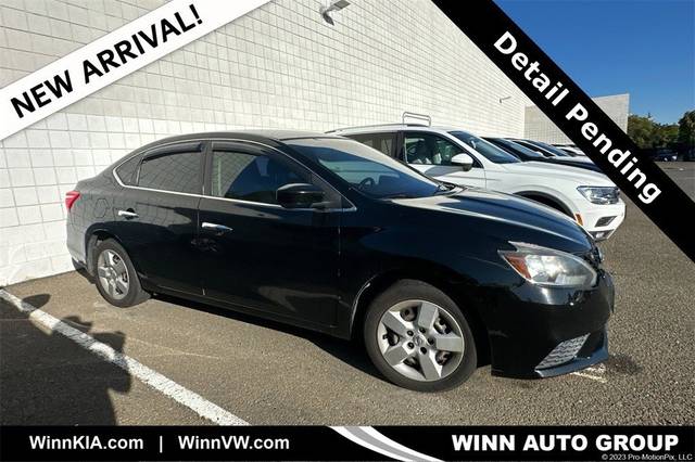 2017 Nissan Sentra S FWD photo