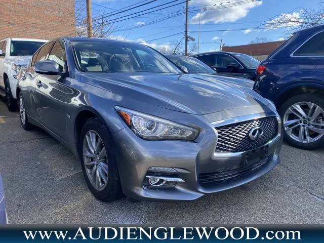 2017 Infiniti Q50 2.0t Premium AWD photo