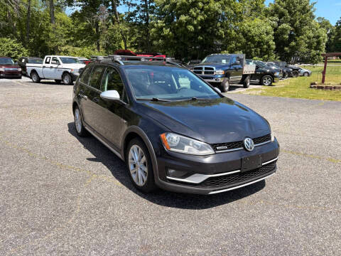 2017 Volkswagen Golf Alltrack AWD photo
