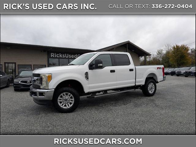 2017 Ford F-250 Super Duty XLT 4WD photo