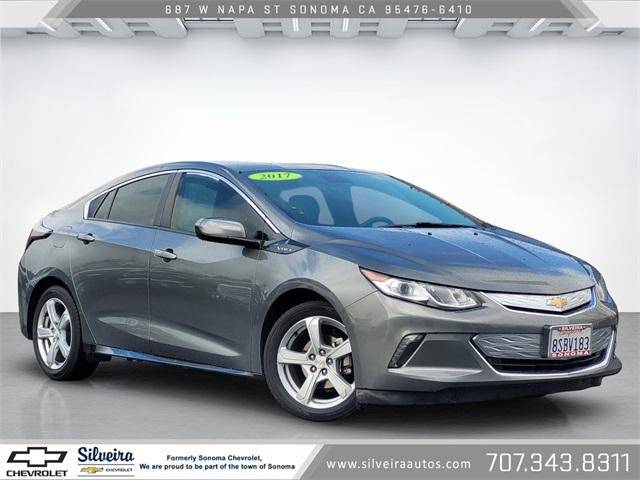2017 Chevrolet Volt LT FWD photo