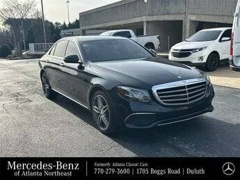 2017 Mercedes-Benz E-Class E 300 Luxury RWD photo