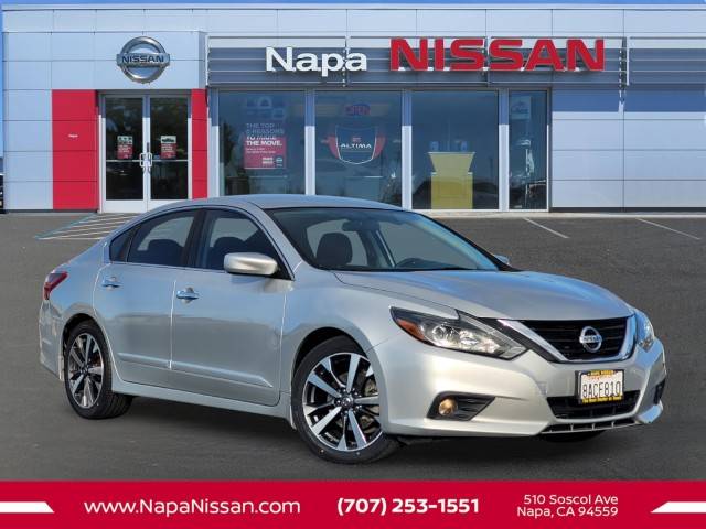 2017 Nissan Altima 2.5 SR FWD photo