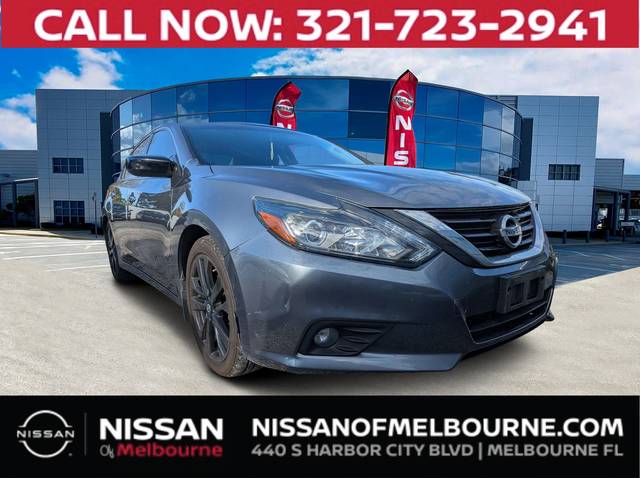 2017 Nissan Altima 2.5 SR FWD photo