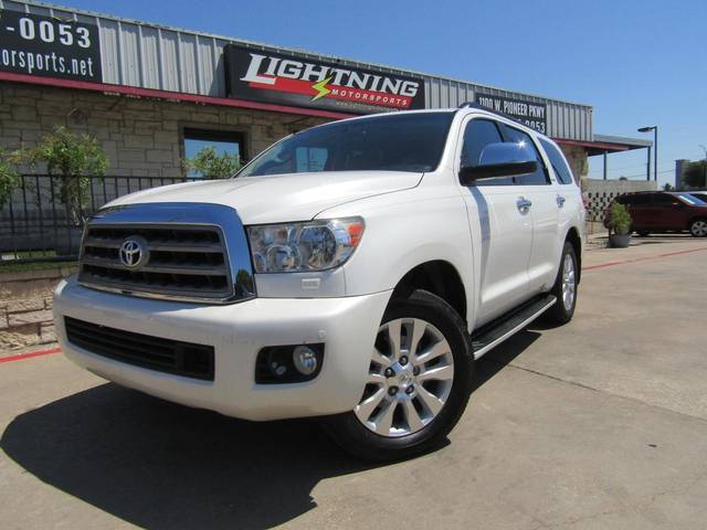2017 Toyota Sequoia Platinum RWD photo