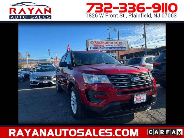 2017 Ford Explorer Base 4WD photo