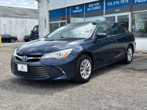 2017 Toyota Camry LE FWD photo