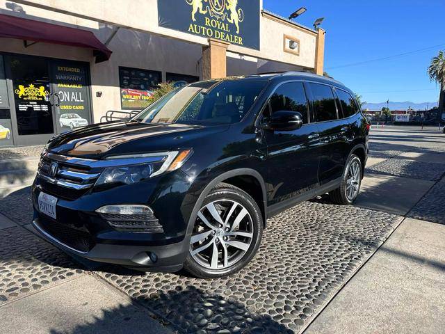 2017 Honda Pilot Elite AWD photo