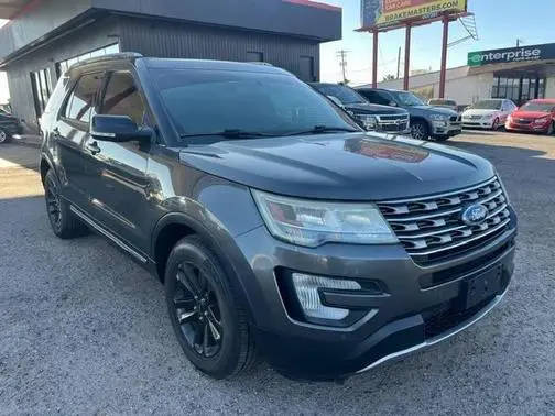 2017 Ford Explorer XLT FWD photo
