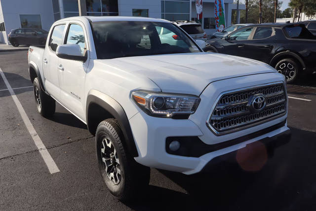 2017 Toyota Tacoma TRD Off Road 4WD photo