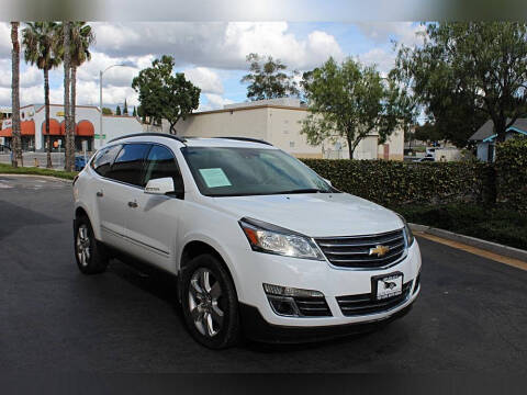 2017 Chevrolet Traverse Premier FWD photo
