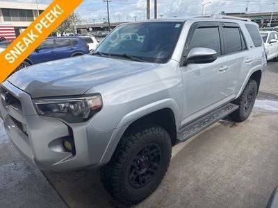 2017 Toyota 4Runner SR5 RWD photo