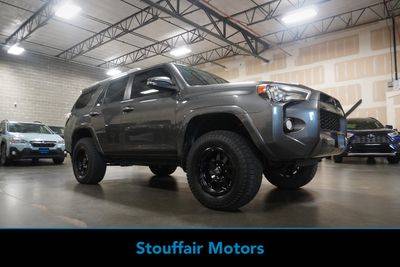 2017 Toyota 4Runner SR5 Premium 4WD photo
