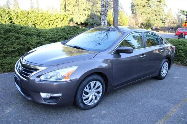 2015 Nissan Altima 2.5 S FWD photo