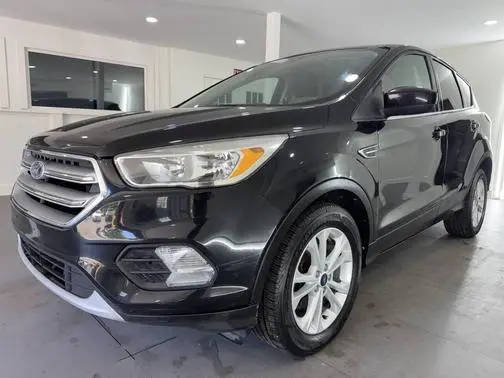 2017 Ford Escape SE 4WD photo