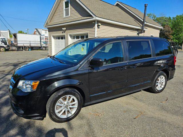 2016 Dodge Grand Caravan SXT FWD photo