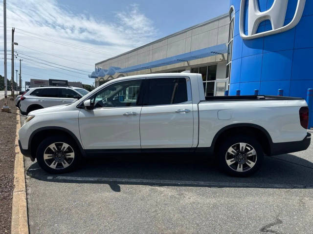 2017 Honda Ridgeline RTL-E AWD photo