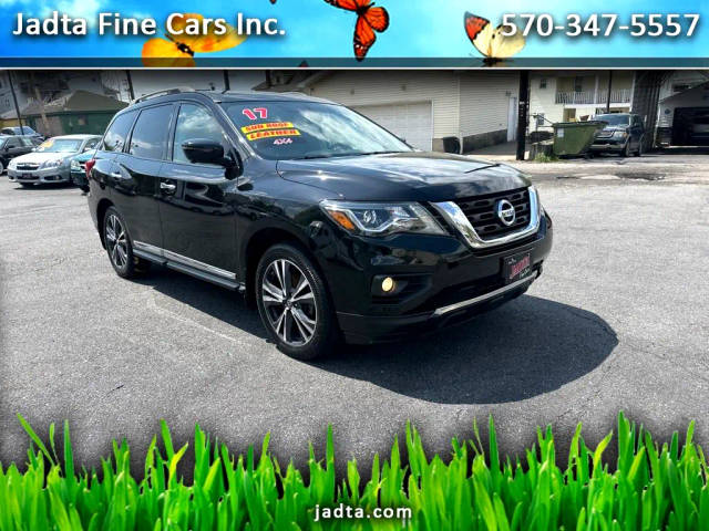 2017 Nissan Pathfinder Platinum 4WD photo