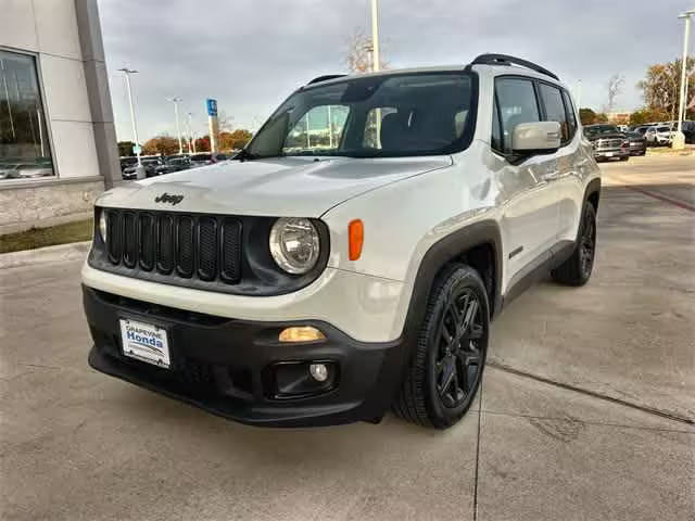 2017 Jeep Renegade Altitude FWD photo