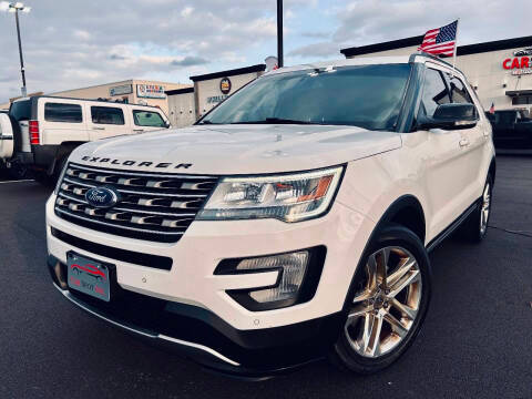 2017 Ford Explorer XLT 4WD photo