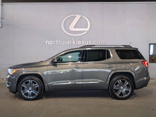2017 GMC Acadia Denali FWD photo