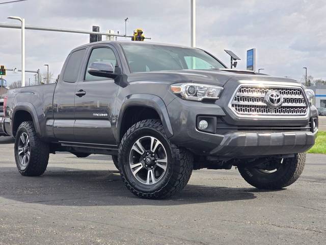 2017 Toyota Tacoma TRD Sport 4WD photo
