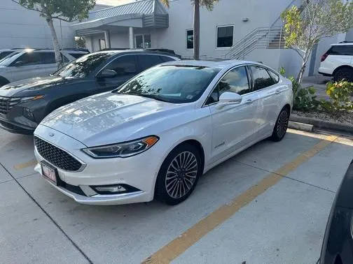 2017 Ford Fusion Hybrid Platinum FWD photo
