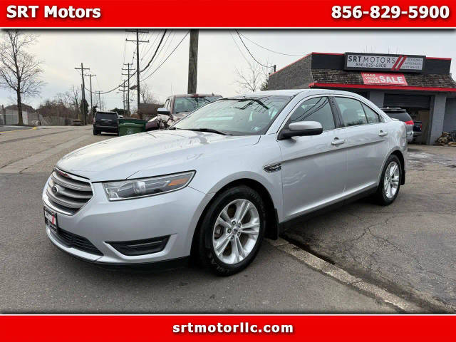 2015 Ford Taurus SEL AWD photo